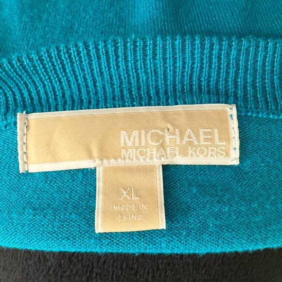 XL Michael Kors teal light sweater with leopard print on bottom with two buttons - Picture 4 of 7
